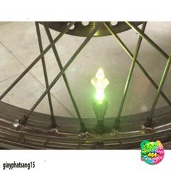 Đèn Led Gắn Van Bánh Xe 7 Màu - Đèn Nháy Phát Sáng An Toàn Cho Xe Máy & Xe Đạp, Trang Trí Độc Đáo Khi Chạy Đường