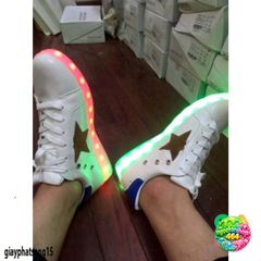 Giày Thể Thao LED Phát Sáng Đa Màu 5 Cánh - Giày Thời Trang Cho Nam Nữ, 8 Chế Độ Sáng Đổi Màu, Phù Hợp Vui Chơi, Tiệc Tùng
