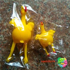 Móc Khóa Gà Đẻ Trứng Vui Nhộn - Quà Tặng Độc Đáo Cho Mọi Dịp, Đồ Chơi Thú Vị Hình Gà Mái 9x6cm