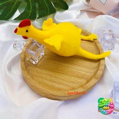 Móc Khóa Gà Đẻ Trứng Vui Nhộn - Quà Tặng Độc Đáo Cho Mọi Dịp, Đồ Chơi Thú Vị Hình Gà Mái 9x6cm
