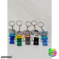 Móc Khóa Silicone KAWS Dễ Thương - Phụ Kiện Thời Trang Cao Su Mềm, Treo Balo, Túi Xách, Quà Tặng HYPEBEAST