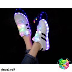 Giày LED Thể Thao Phát Sáng 7 Màu - Giày Đèn Sáng Rực Tuyệt Đẹp Cho Nam Nữ, Chống Nước Và Thoải Mái