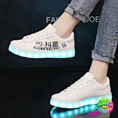 Giày LED Phát Sáng 7 Màu - Giày Đế Chống Nước Nam Nữ Cao Cấp, Chế Độ Nháy Đẹp Mắt, Thời Trang Đậm Chất Sống Ảo