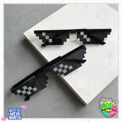 Kính Râm Khảm Pixel Disco Unisex - Chống UV400, Thiết Kế Thời Trang, Phụ Kiện Du Lịch và Tiệc Tùng