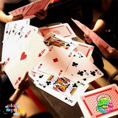 Bộ bài tây khổng lồ A4 - Kích thước lớn gấp 9 lần, quà tặng độc đáo cho bạn bè và gia đình, vui chơi dã ngoại