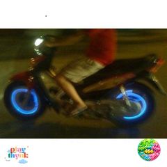 Đèn Led Van Xe Phát Sáng - Đèn Gắn Van Xe Đạp, Moto và Xe Hơi Chống Nước, Thiết Kế Mới Sáng Mắt khi Di Chuyển