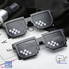 Kính mát Thug Life 6 Chấm - Phụ Kiện Siêu Ngầu Dành Cho Gamer Yêu Thích Minecraft - Chất Liệu Nhựa Cao Cấp