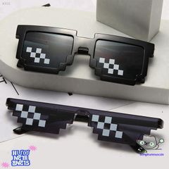 Kính Mát Pixel Thời Trang Hai Mặt - Phụ Kiện Hóa Trang Độc Đáo Cho Tiệc, Halloween, Giáng Sinh, Quà Tặng Thú Vị