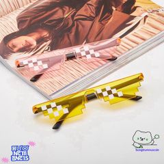 Kính Thug Life 6 Chấm 5 Màu Nổi Bật - Kính Mát Thời Trang TikTok & Cosplay Minecraft Chất Lừ, Phụ Kiện Hot Trend 2023