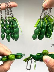 Móc Khóa Hạt Đậu Xanh Dễ Thương - Phụ Kiện Thời Trang Giải Tỏa Căng Thẳng, Thiết Kế Độc Đáo Từ XoHa.House