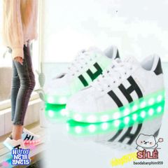 Giày Phát Sáng LED 7 Màu Nam Nữ - 11 Chế Độ Nháy - Đế Chống Nước và Chống Sốc cho Tiệc Tùng, Sự Kiện Đặc Biệt