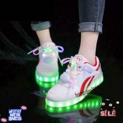 Giày Thể Thao LED Phát Sáng Đa Màu - 8 Chế Độ Ánh Sáng Cho Nam Nữ, Phù Hợp Tiệc Tùng và Thời Trang Thường Ngày