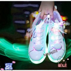 Giày Thể Thao LED Phát Sáng Đa Màu - 8 Chế Độ Ánh Sáng Cho Nam Nữ, Phù Hợp Tiệc Tùng và Thời Trang Thường Ngày