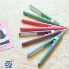 Máy Duỗi Mini Hình Thú NAKE TIME - Tiện Lợi, Dễ Dàng Mang Đi Du Lịch, Chất Liệu Nhựa, Nhiệt Độ Từ 140-200 Độ