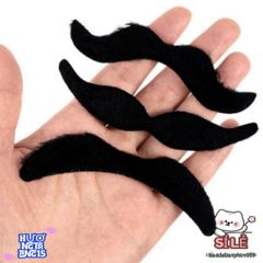 Râu Dán Gấu Hồng Vui Nhộn - Đạo Cụ Hóa Trang Halloween Độc Đáo Cho Cosplay và Tiệc Tùng