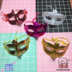 Mặt Nạ Trơn Nhọn Hoa Chí Tín - Phụ Kiện Halloween Độc Đáo cho Tiệc Tùng và Sự Kiện, Thể Hiện Cá Tính Thời Trang