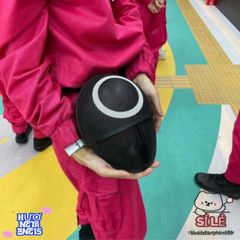 Mặt Nạ Cosplay Lính Squid Game - Phụ Kiện Hóa Trang Halloween Sáng Tạo Cho Fan Trò Chơi Con Mực
