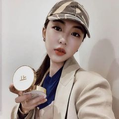 Phấn Nước Tom Ford Summer Soleil Glow Tone Up Foundation SPF40/PA++++ Tone 0.5 - Trang Điểm Cao Cấp, Rạng Rỡ, Chính Hãng Mỹ