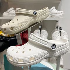 Giày Sục Crocs Classic Clog Đen Kem Trắng - Dép Sandal Quai Hậu Thời Trang, Siêu êm Dành Cho Nam Nữ, Phong Cách Trẻ Trung