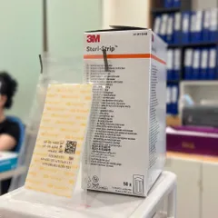 Miếng Dán Y Tế Thay Chỉ Khâu 3M Steri-Strip R1546, 10 Miếng/Túi, Kích Thước 6mm x 100mm - Giải Pháp An Toàn Cho Vết Thương Nhỏ