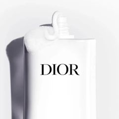 Sữa Rửa Mặt Tạo Bọt Dior La Mousse Off/On 150ml - Sản Phẩm Chăm Sóc Da Cao Cấp, Dịu Nhẹ, Phù Hợp Với Mọi Loại Da