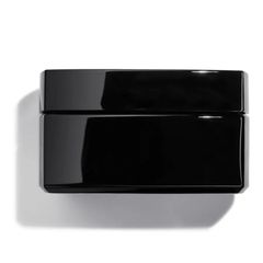 Kem Dưỡng Thể Chanel Coco Noir Body Cream 150g - Sản Phẩm Cao Cấp Dưỡng Ẩm và Đem Lại Hương Thơm Quyến Rũ Cho Làn Da