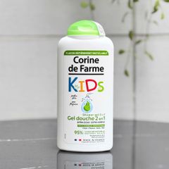 Gel Tắm Gội 2 in 1 Corine de Farme Kids Hương Quả Lê Dịu Nhẹ - Dành Cho Trẻ Em 300ml