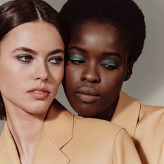 Phấn Mắt HERMÈS Ombres d'Hermès Eye Shadow #02 - Phấn Trang Điểm Độ Bám Cao, Màu Sắc Đậm Đà Chính Hãng, Làn Da Mềm Mại