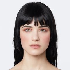 Phấn Má Gucci Blush De Beauté 05 Rosy Beige - Phấn Trang Điểm Cao Cấp Chính Hãng 5.5g, Sắc Hồng Đất Tự Nhiên cho Mọi Tông Da