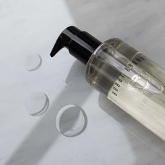 Dầu Tẩy Trang Bobbi Brown Soothing Cleansing Oil 200ml - Giúp Làm Sạch, Dưỡng Ẩm Da Mềm Mại, Phù Hợp Mọi Loại Da