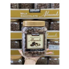 SOCOLA SỮA BỌC HẠNH NHÂN / NHO KHÔ RAISINS KIRKLAND MỸ