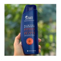 Dầu Gội Head & Shoulders Clinical Strength 400ml - Giảm Gàu, Kiểm Soát Dầu, Chiết Xuất Cam Chanh Sảng Khoái cho Tóc Khỏe Mạnh