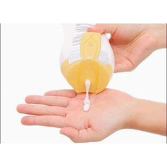 Sữa Tắm OLAY PLUS Vàng 700ml - Hương Bơ & Hạnh Nhân, Chăm Sóc Da Mịn Màng, Xuất Xứ Mỹ