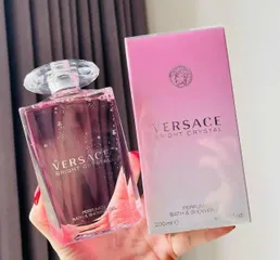 Sữa Tắm Versace Bright Crystal 200ml - Hương Thơm Nhẹ Nhàng, Sang Trọng - Chăm Sóc Da Toàn Thân Chính Hãng