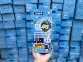 Bàn Chải Điện Oral-B Pro Vitality Precision Clean – làm sạch sâu, chăm sóc răng nướu