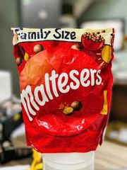 Maltesers Milk Chocolate Snack & Share Bag 273g – Ngọt ngào, Thơm ngon