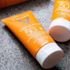 Kem chống nắng Vichy Capital Soleil SPF50 - Chống nắng kiểm soát bóng nhờn, bảo vệ da tối ưu 50ml
