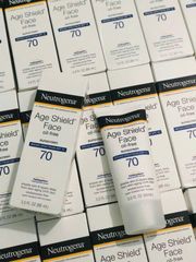 Kem chống nắng Neutrogena Ultra Sheer SPF 70 88ml 405070