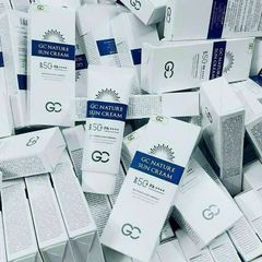Kem Chống Nắng GC Nature Sun Cream SPF50+ PA++++ – chống nắng tốt, dưỡng ẩm nhẹ