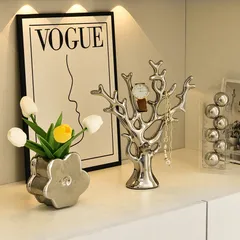 Tượng trang trí, tượng decor phòng khách, trang trí tủ kệ mạ vàng mạ bạc các loại