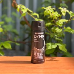 Xịt khử mùi LYNX - LYNY Black frozen Pear & Cedarwood scent 72h anti sweat - LYNX Black night 165ml 628956