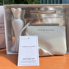 Set Nước hoa nữ Paris Hilton Love Rush Set gồm 1 nước hoa 100ml + 1 ví 629023