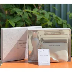 Set Nước hoa nữ Paris Hilton Love Rush Set gồm 1 nước hoa 100ml + 1 ví 629023