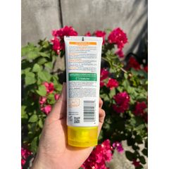 Sữa rửa mặt Garnier vitamin C  face wash 100ml 629036