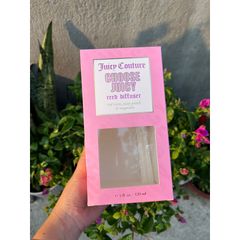 [Không có seal] Nước hoa thơm phòng Juicy Couture Choose Juicy Reed Diffuser 629099