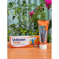 Kem bôi giảm đau Voltaren emugle 150g hàng Úc 629120