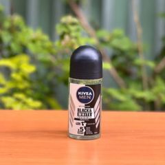 Lăn Khử Mùi Cho Nam Ngăn Vệt Ố Vàng Nivea Men Black & White Invisible Anti-Perspirant Roll On 50ml 629255