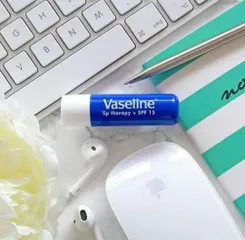 Son Vaseline Lip Therapy Original 4.8G Thỏi Xanh – dưỡng ẩm, phục hồi môi nứt nẻ