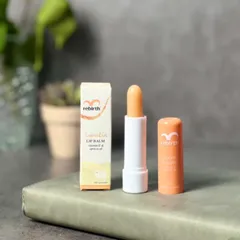 Thanh lí hộp cũ Son dưỡng môi rebirth của Úc