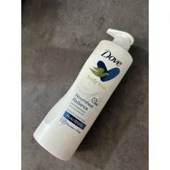 Dưỡng thể Dove Body Lotion Nourished Radiance 400ml hàng Úc
